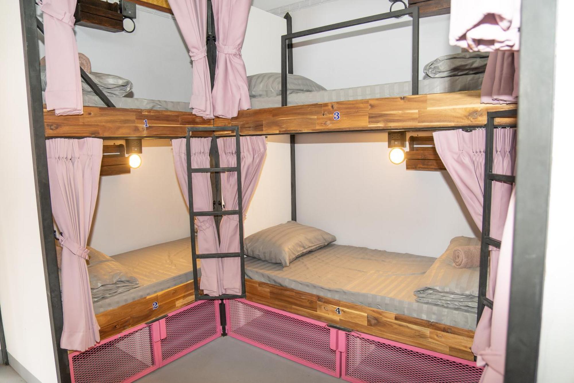 K-Bunk Hostel Pai Walking Street Exteriör bild