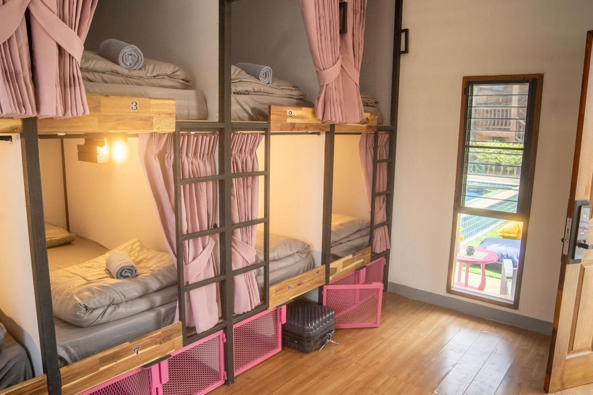 K-Bunk Hostel Pai Walking Street Exteriör bild